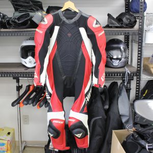 DAINESE ダイネーゼ レーシングスーツを東京都中野区のお客様より買取